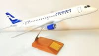 Embraer ERJ-190 Finnair Pacmin Corporate Collectors Model Scale 1:72 50 cm's