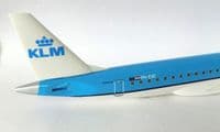 Embraer ERJ-190 KLM Cityhopper Premium Skymarks Collectors Model 1:100 SKR808