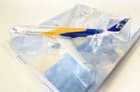 Embraer ERJ-195 E2 House / Demo Livery Official Lupa Collectors Model 1:250 -