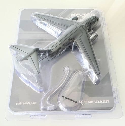 Embraer KC-390 Millenium Re-Fuelling Military Lupa Collectors Model Scale 1:250
