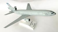 KC-10 Extender USAF US Air Force Skymarks RAre Premium Model Scale 1:200