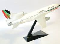Lockheed L1011 Gulf Air 1990's Vintage Snap Fit Collectors Model Scale 1:250