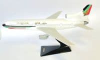 Lockheed L1011 Gulf Air 1990's Vintage Snap Fit Collectors Model Scale 1:250