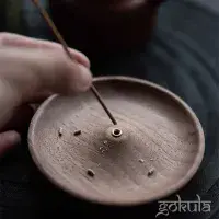 9cm Natural Wood Circular Incense Burner – Stick Holder for Home & Meditation