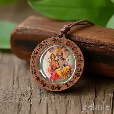 Wooden Vishnu & Lakshmi Pendant Necklace – Bohemian Handcrafted Glass Inlay