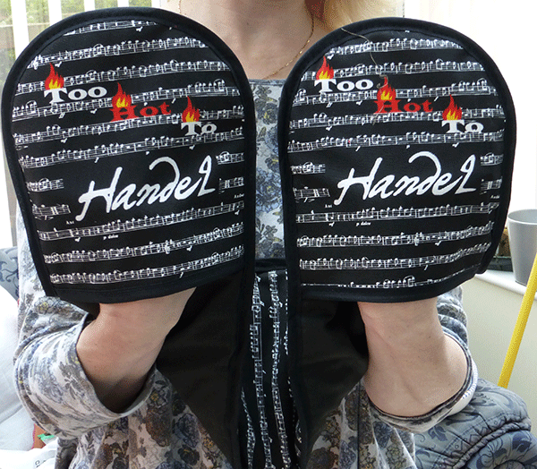 Oven Gloves - Too Hot To Handel by MGC