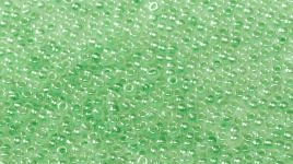 0520 SEED BEADS 6/0 MINT GREEN CEYLON