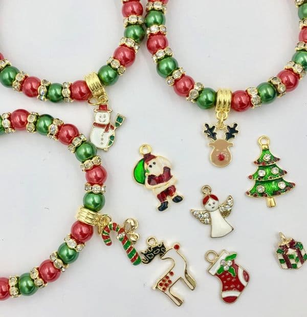 10 piece Christmas charm bracelet kit - red / green / gold CBK010