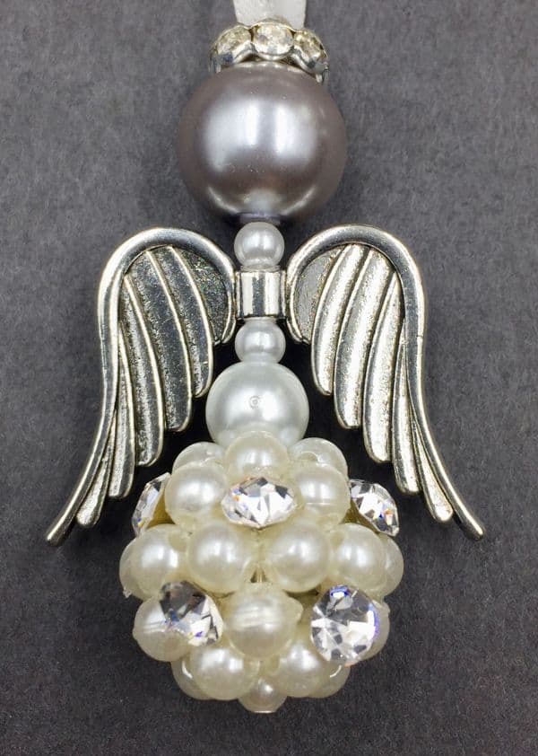 10 x Pearl & crystal angel kit ( £1.25 each)
