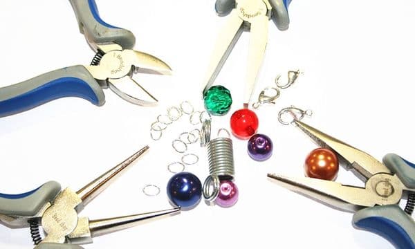 Saturday 24th May 10.30am-12.30pm Beginners jewellery making class