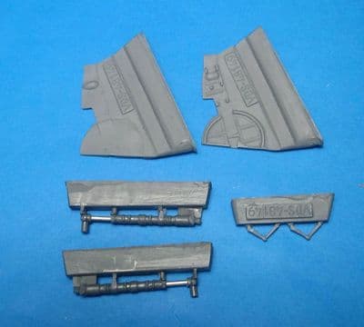 LAGG 66 series U/C legs and covers 1/48th Zvezda