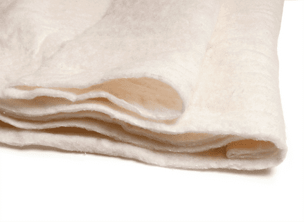 Hobbs Fusible Blend Wadding: 45 x 60in