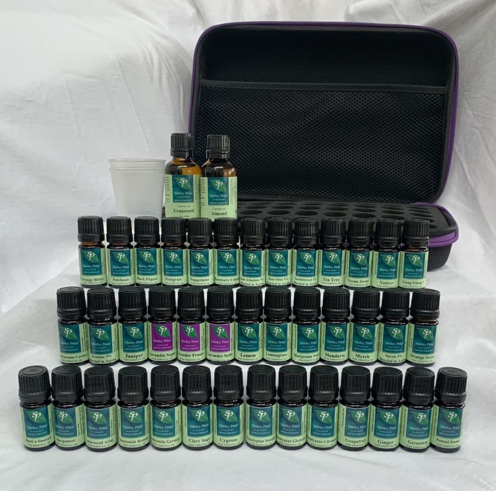 Full Student ITEC Kit 40 Essential Oils 2 Carrier Oils 2 Measuring Cups ...
