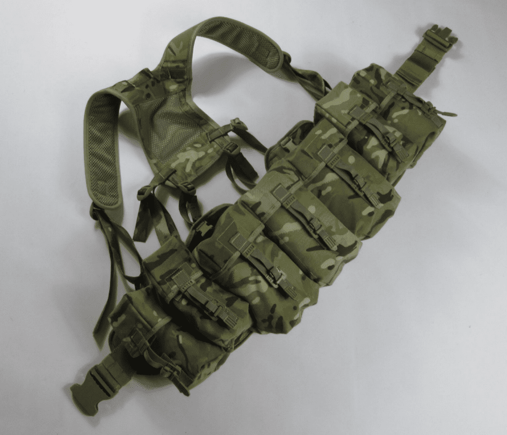 イギリス,英軍 MTP 4点PLCE HIP BELT MEDIUM＋ポーチ7点 イギリス,英軍 MTP 4点PLCE HIP BELT MEDIUM＋ポーチ7点