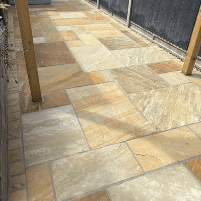 Fossil Mint Indian Sandstone Natural Calibrated Patio Paving Pack 15.50m2 22mm (Price: £22.95/m2)