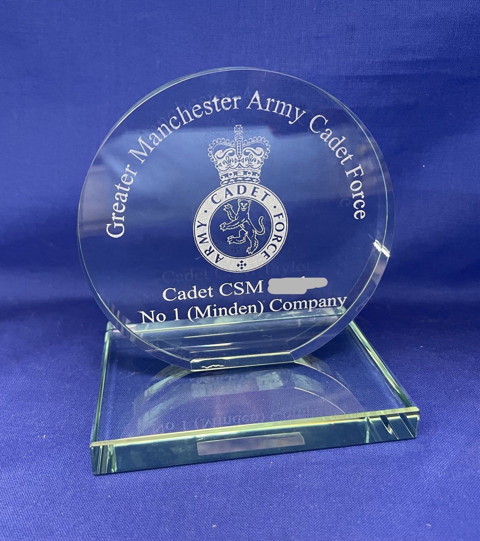 UK Military engraved presentation desk plaque with Army regiment cap