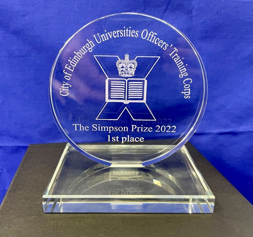 UK Military engraved presentation desk plaque with Army regiment cap