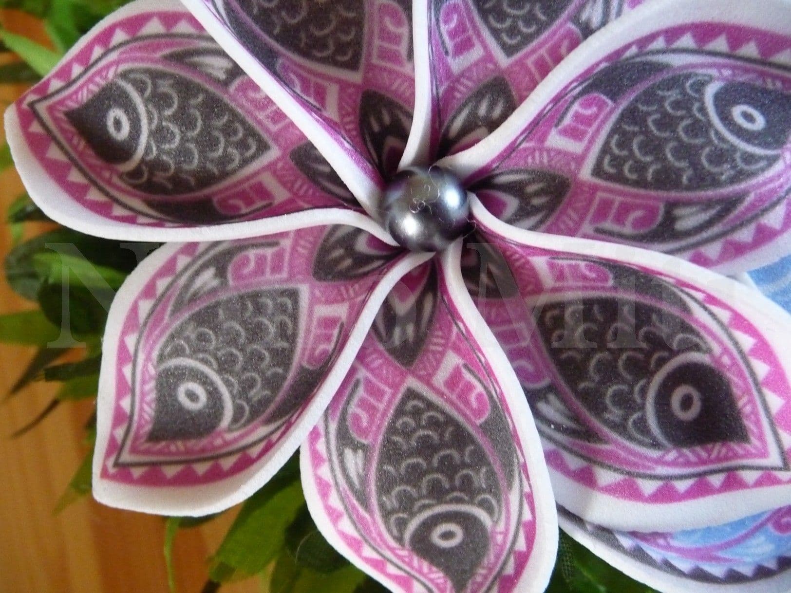 LOT DE 4 PIC OU PINCE FLEUR TIARÉ TAHITI POISSON TATOO FISH & perle