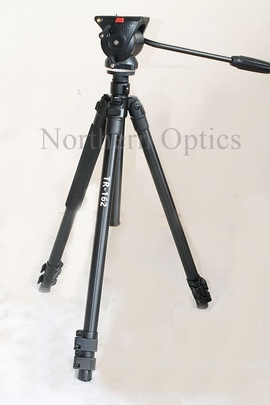 Olivon TR-162 tripod with fluid head