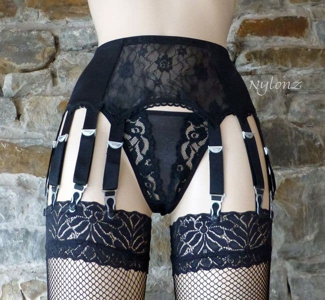 10 Strap Lace Panel Suspender Belt Black