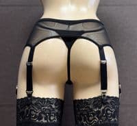 6 Strap 'Pull On' Powermesh Suspender Belt Black