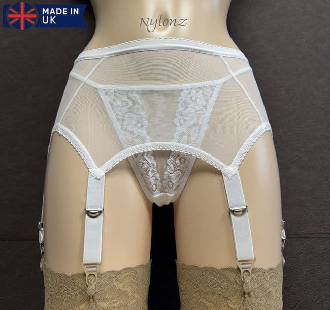 6 Strap 'Pull On' Powermesh Suspender Belt White