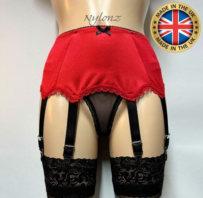 8 Strap Plain Suspender Belt Red