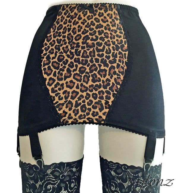 Classic LEOPARD Girdle Black 6 Suspenders