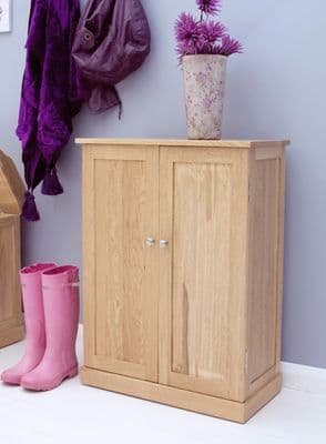 Mobel Oak Shoe Cupboard