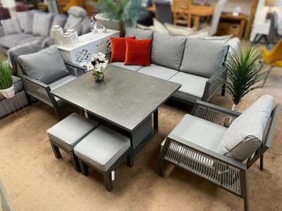 Signature Weave Beatrice 7 Seat set