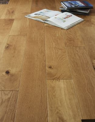 Blenheim Character Oak Flooring 18x150mm Brushed & UV-Oiled M2015