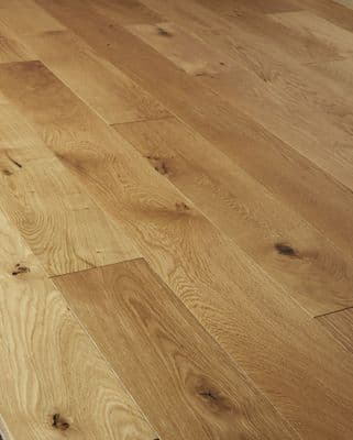 Blenheim Character Oak Flooring 18x150mm UV-Oiled M2002