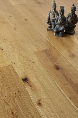 Blenheim Character Oak Flooring 20x190mm Satin Lacquered M1003Z