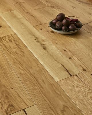 Blenheim Character Oak Flooring 20x190mm UV-Oiled B1001Z