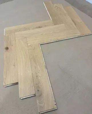 Contract Herringbone Oak Flooring 14x90mm Invisible Matt Lacquer BFCH111