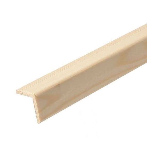 Pine Cushion Corner Angle Moulding 18x18x2400mm