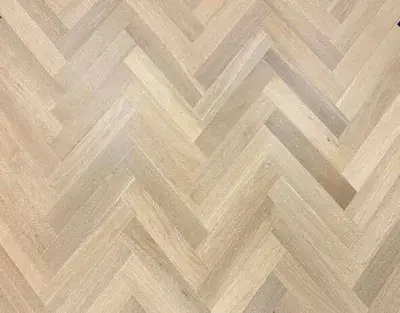 Yale Herringbone Oak Flooring 15x70mm Brushed & Oiled H2016B