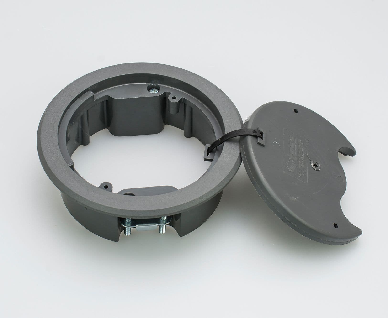 127mm Floor Grommet with Clamps