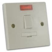 13 Amp 1 Gang Switched Fused Spur White