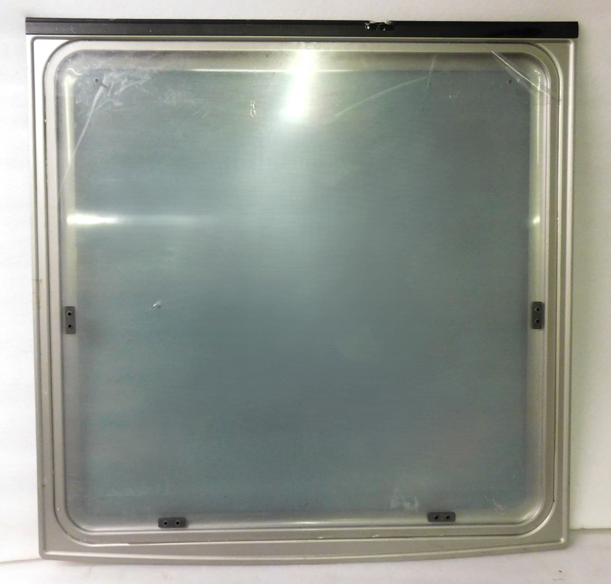 Caravan front centre polyplastic window 880 x 890mm