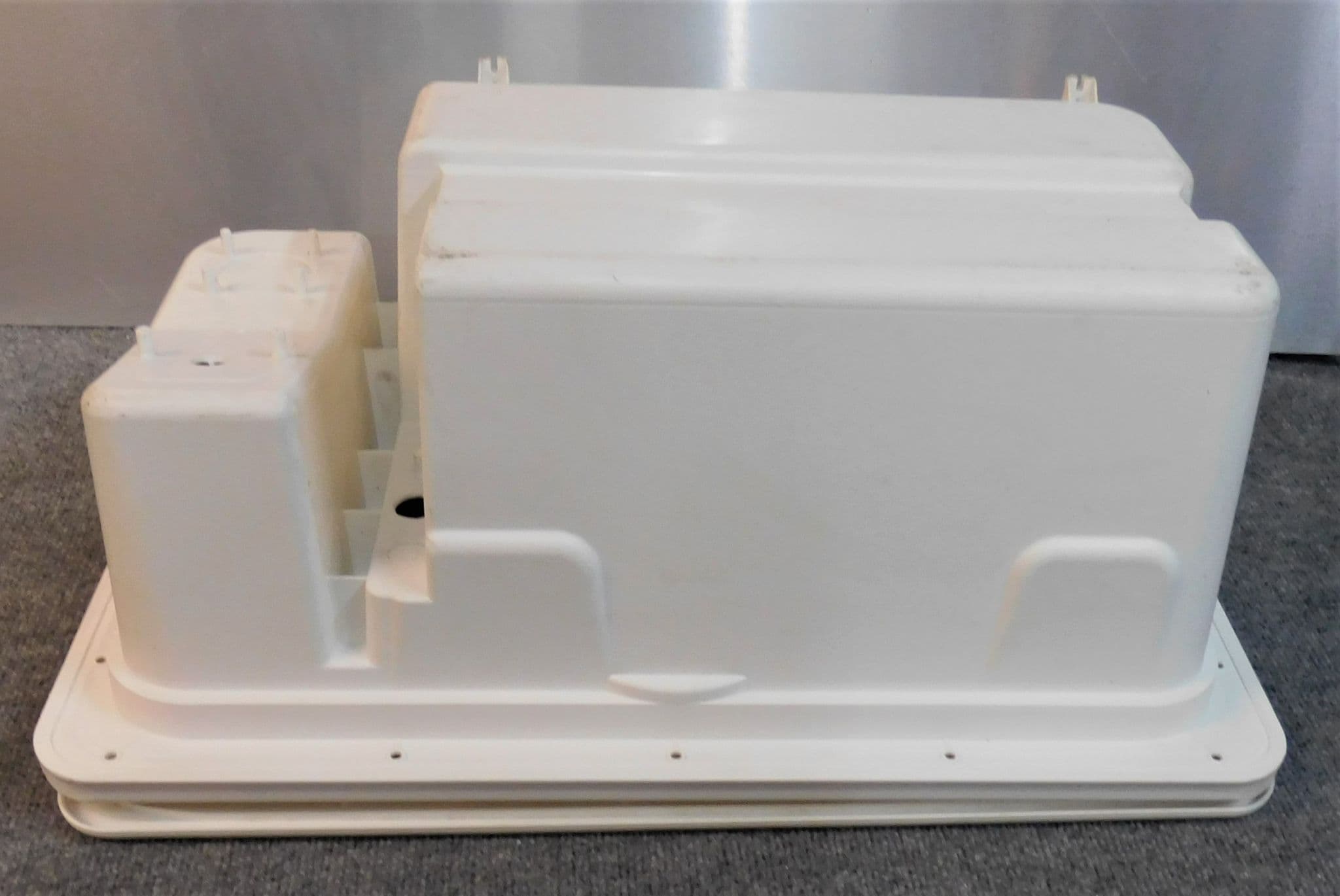 WHITE NBB Battery Box & Door | Caravan Tech