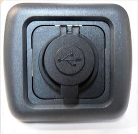 CBE 12v USB Socket Double, C-line Duel Charger