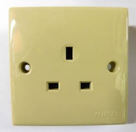 Clipsal electrical 13A 3 pin socket power outlat