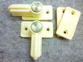Cream Flitchplates, Turnbuckles