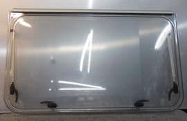 Dometic 001748 Top Hung Window 900 X 520