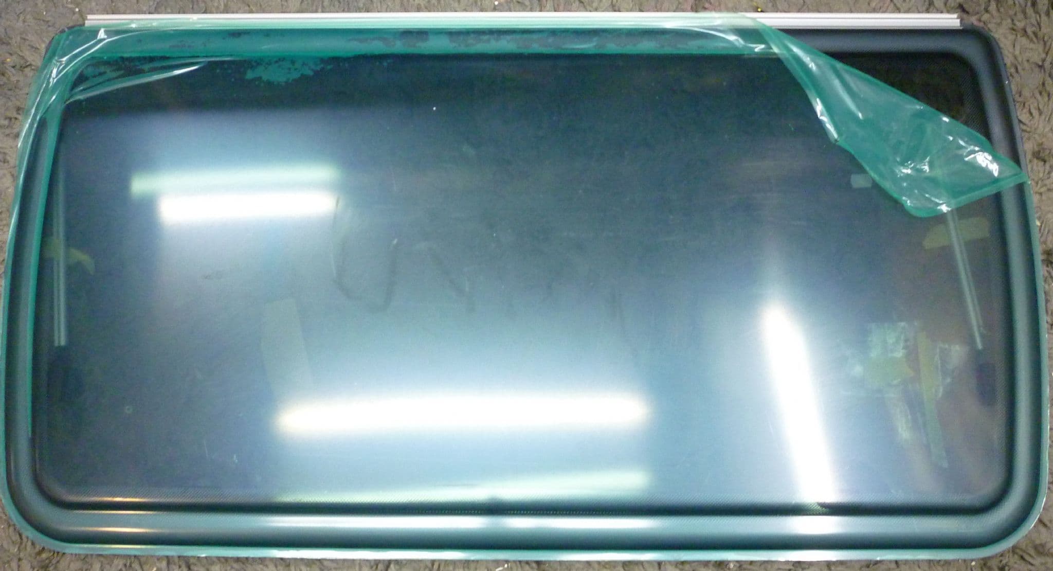 Dometic caravan motorhome window g2 AGC4831100X55040