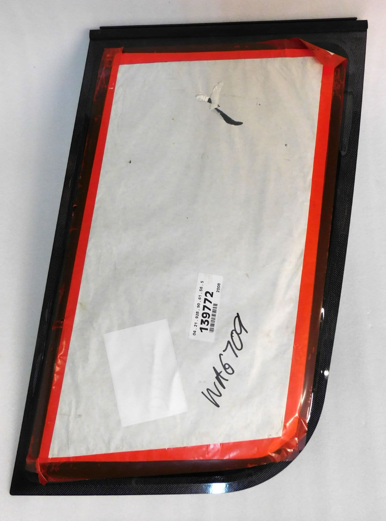 FLEETWOOD Heritage Caravan front side window R/H