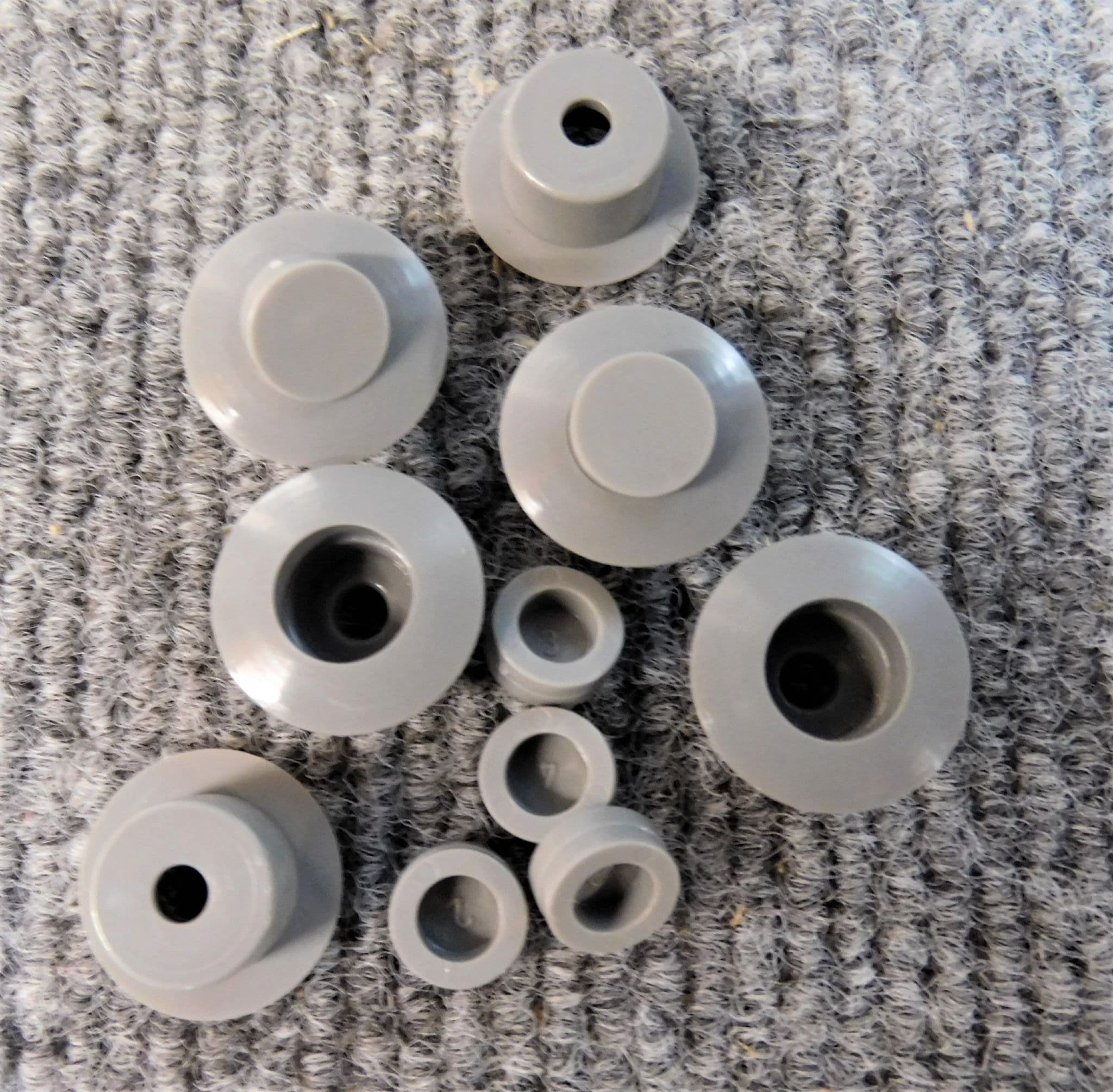 Screwed Cap Rv Motorhome caravan Screw cap & covers wheel arches grey