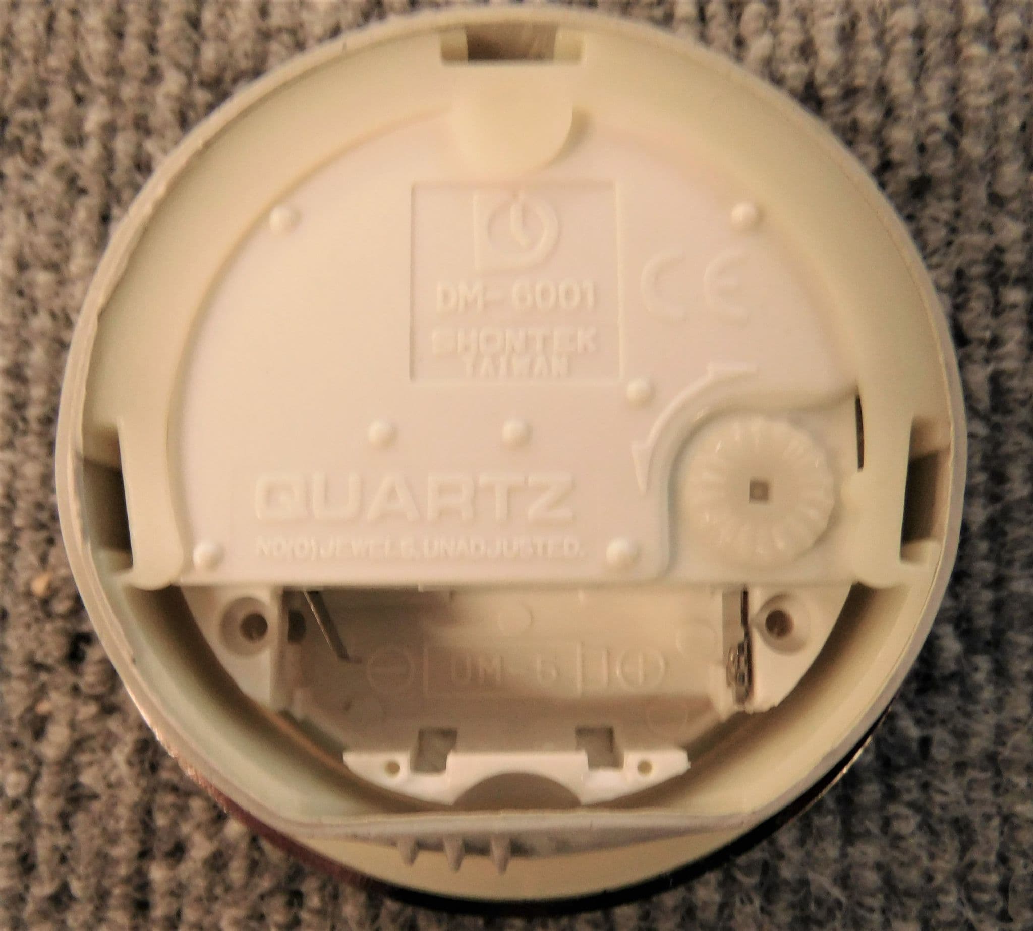 Motorhome caravan small recess wall clock Gold edge EN3