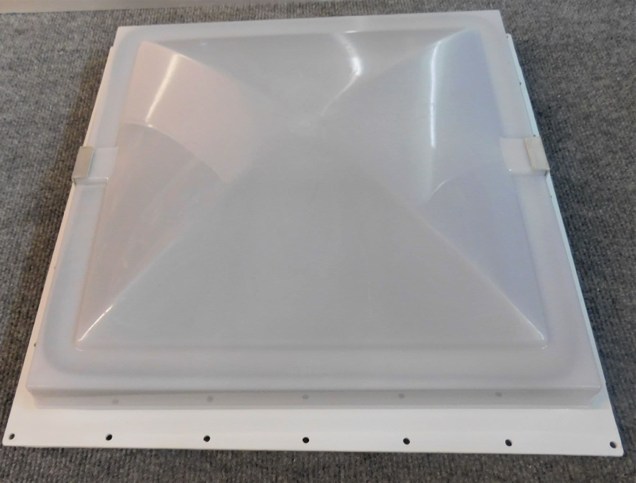 RV Exterior Skylight Cover - Semi-Transparent - 17.5 X 26.75 Inch (Transmotor2013)